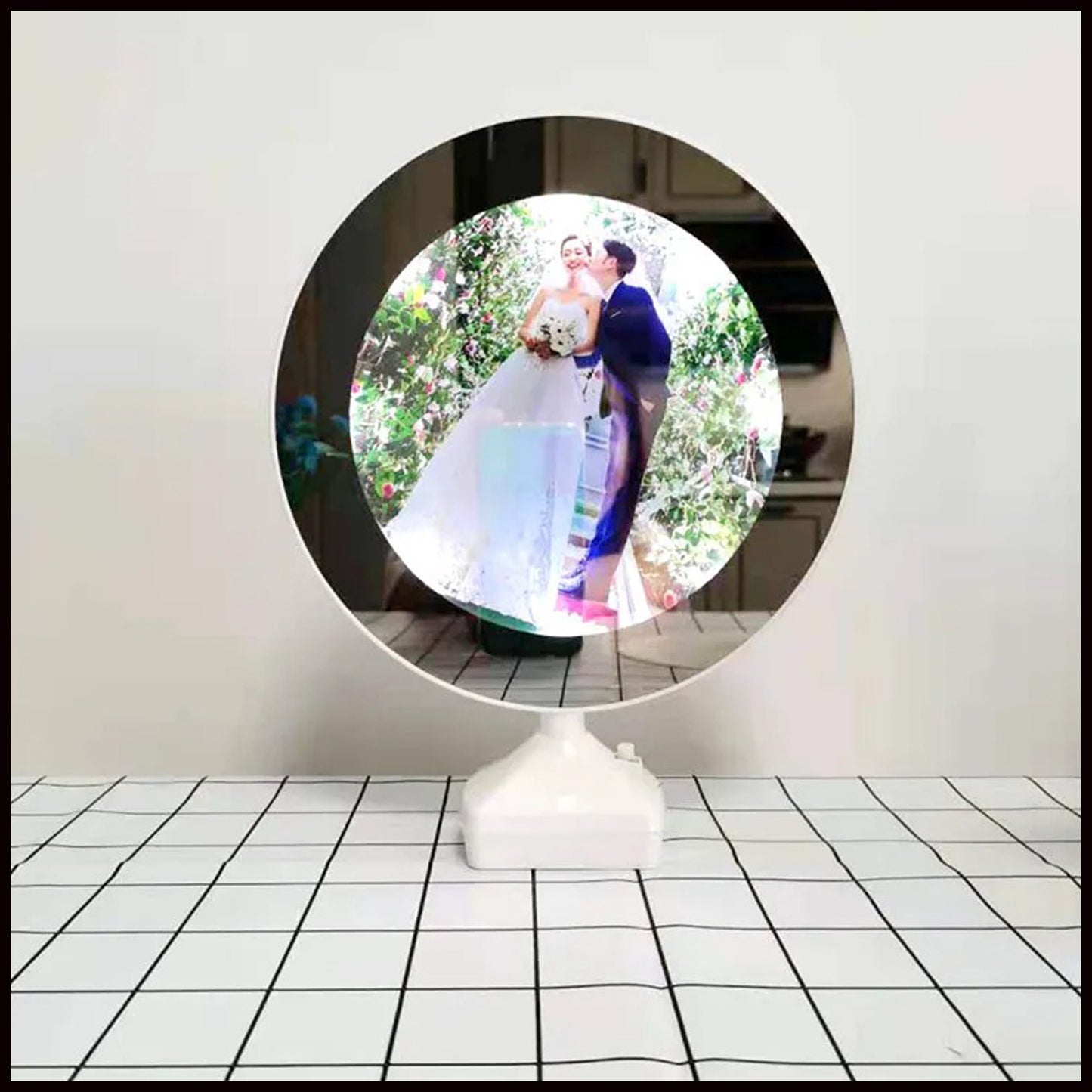 MAGIC MIRROR_01