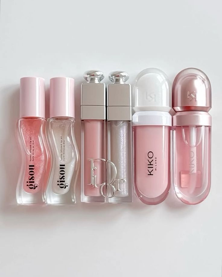 LIP GLOSS