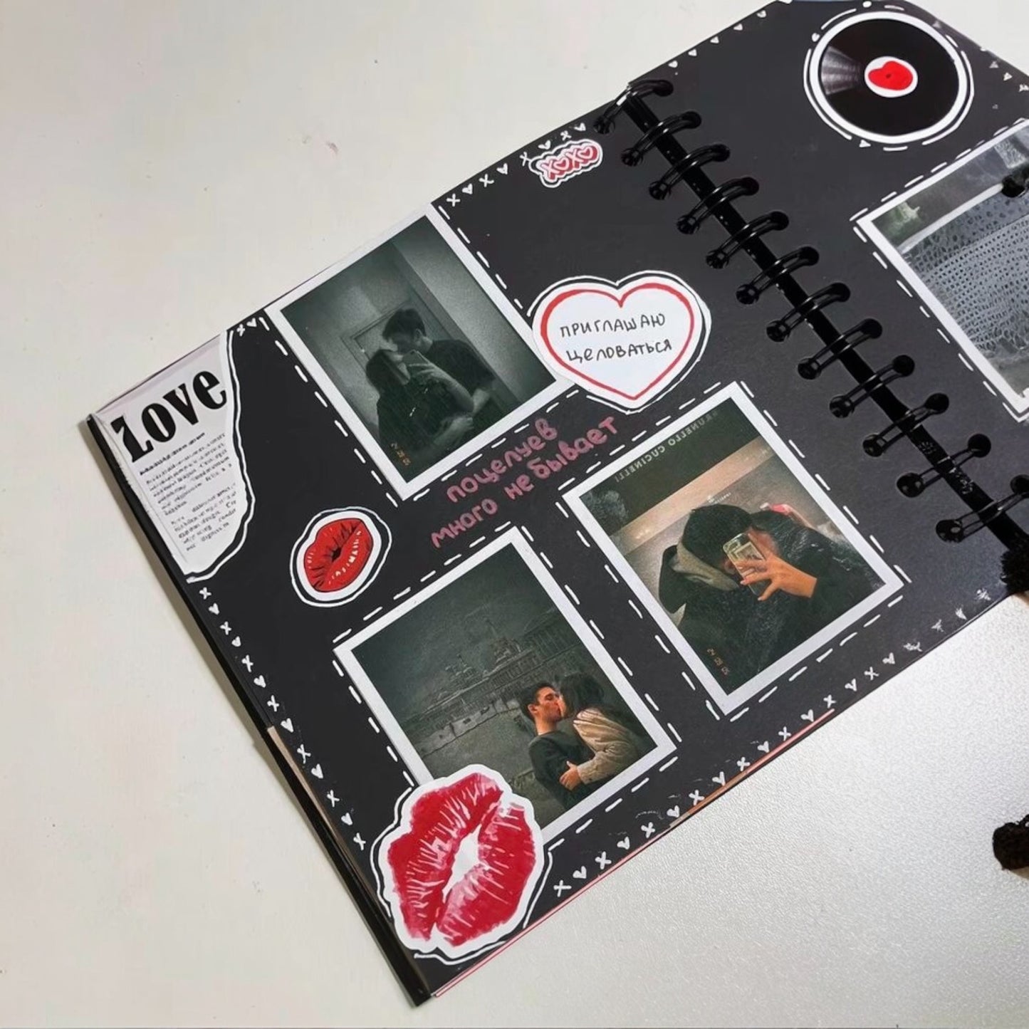 CUSTOMIZED PHOTO ALBUM